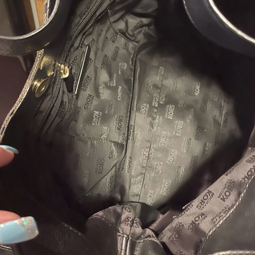 Michael Kors Signature ”Chained Jamesport”Black/Tan  jacquard canvas/Leather Bag - Picture 16 of 16
